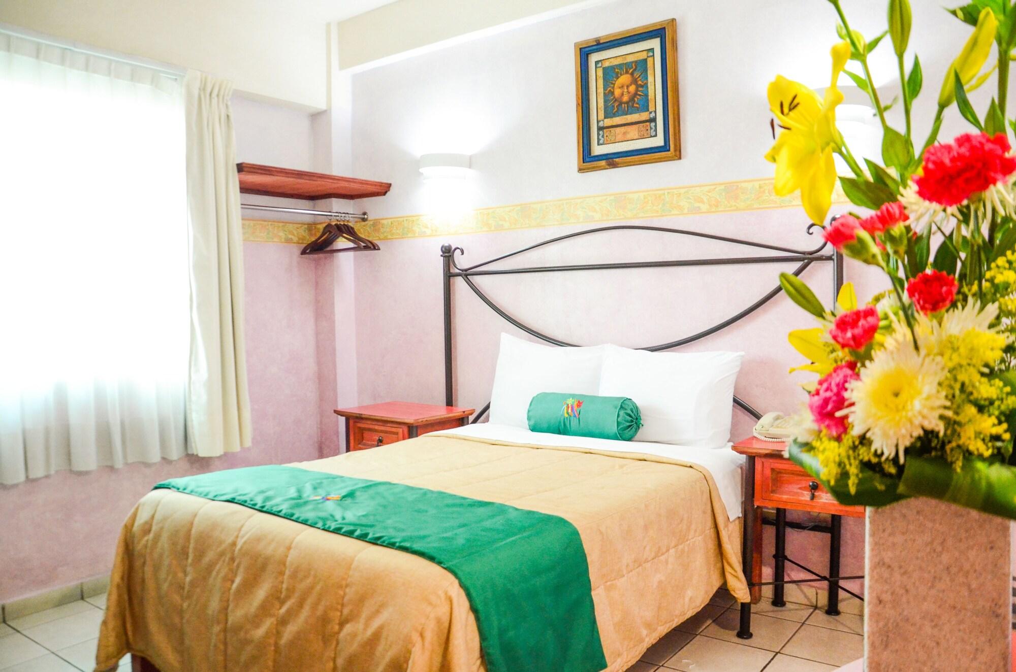 Hotel Plaza Poblana à Puebla Extérieur photo