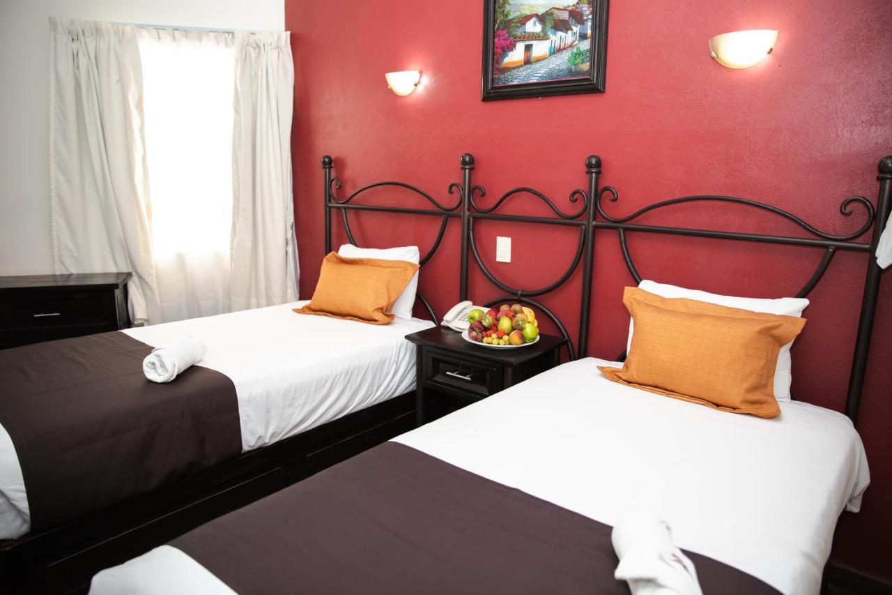 Hotel Plaza Poblana à Puebla Extérieur photo