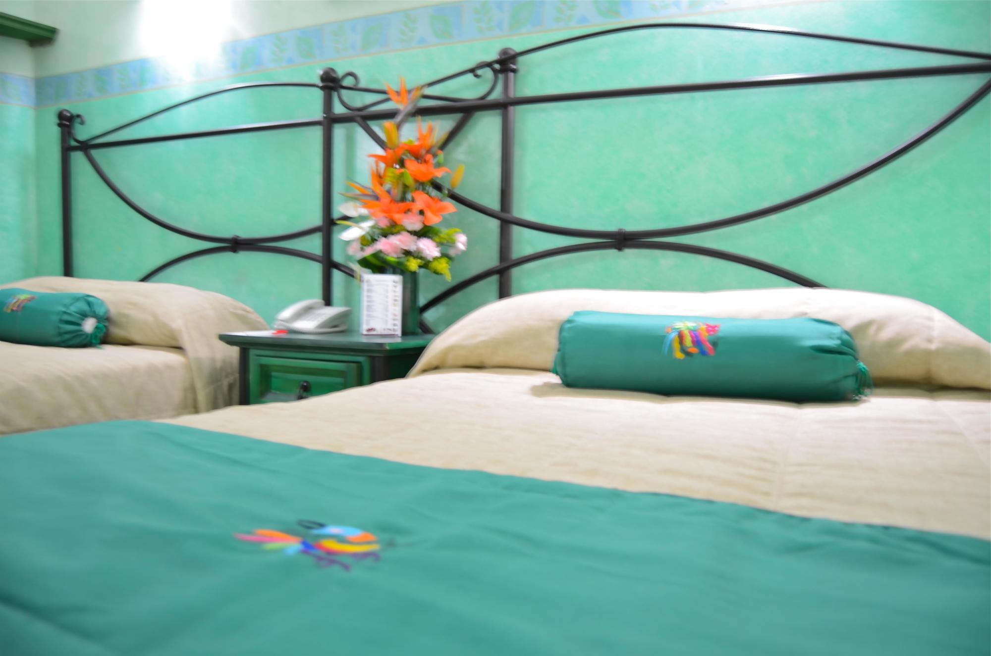 Hotel Plaza Poblana à Puebla Extérieur photo